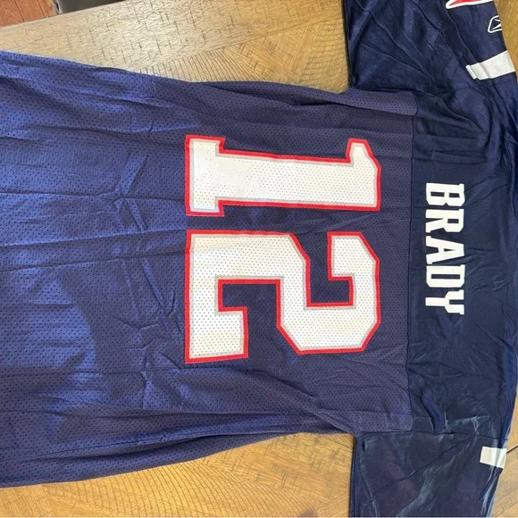 NFL New England Patriots Jersey #12 Brady - Picture 7 of 10